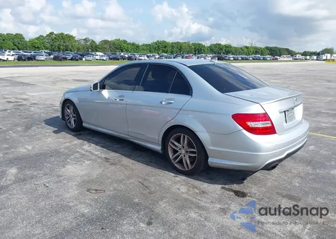 2013 Mercedes-Benz C 250 Luxury/Sport from USA, damaged, VIN WDDGF4HB2DR267951